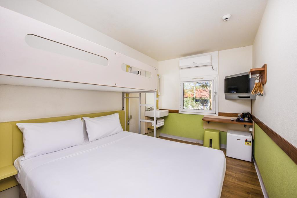 Ibis Budget - Newcastle Extérieur photo
